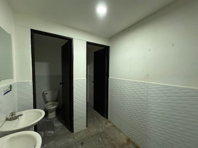Bodega en arriendo en Primavera, Envigado, 310 m² · foto 3 de 12