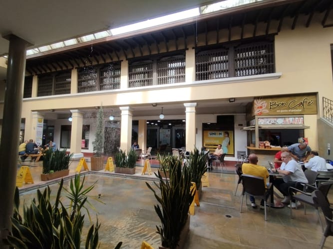Local en arriendo en La Candelaria, Medellín, 30 m² · foto 14 de 15