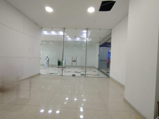 Local en arriendo en La Industrial, Marinilla, 26 m² · foto 2 de 10
