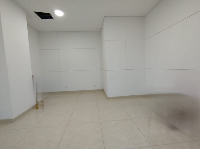Local en arriendo en La Industrial, Marinilla, 26 m² · foto 3 de 10