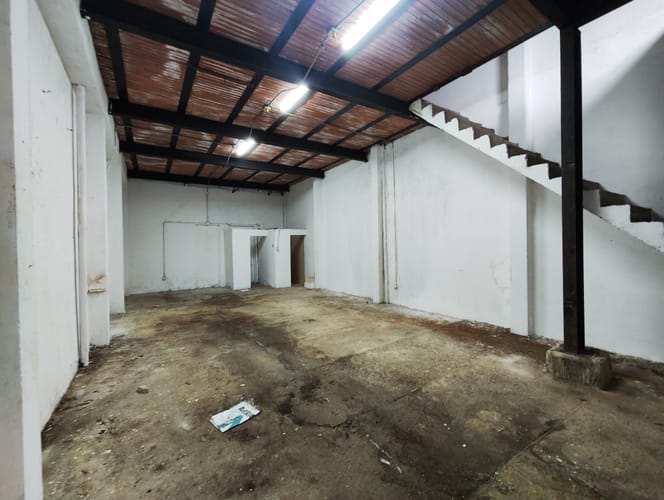Bodega en arriendo en El Chagualo, Medellín, 162 m² · foto 3 de 11