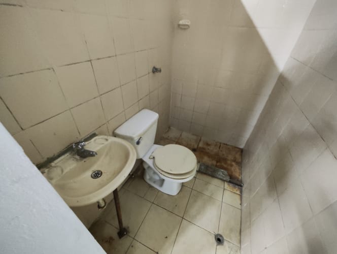 Bodega en arriendo en El Chagualo, Medellín, 162 m² · foto 4 de 11