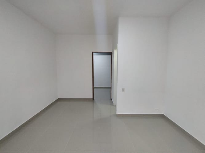 Oficina en arriendo en La Aguacatala, Medellín, 25 m² · foto 7 de 10