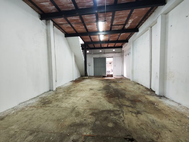 Bodega en arriendo en El Chagualo, Medellín, 162 m² · foto 11 de 11