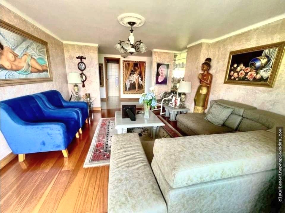 Apartamento en arriendo en El Poblado, Medellín · foto 3 de 16