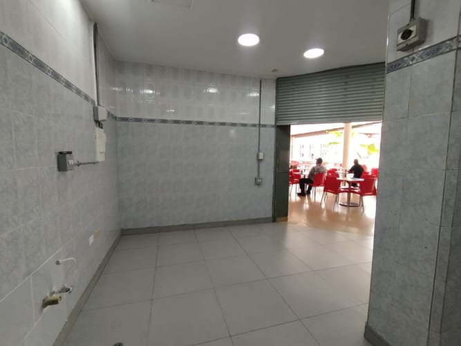 Local en arriendo en El Rincón, Medellín, 22 m² · foto 4 de 15