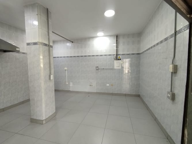 Local en arriendo en El Rincón, Medellín, 22 m² · foto 10 de 15