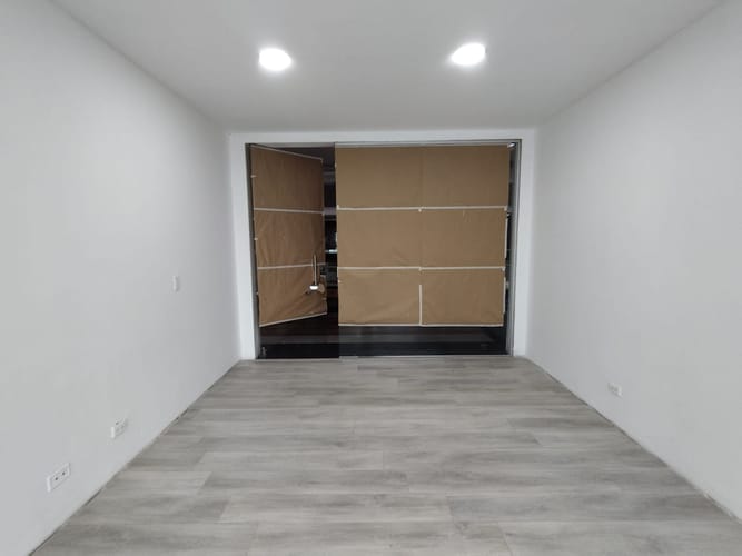 Local en arriendo en El Poblado, Medellín, 105 m² · foto 7 de 8