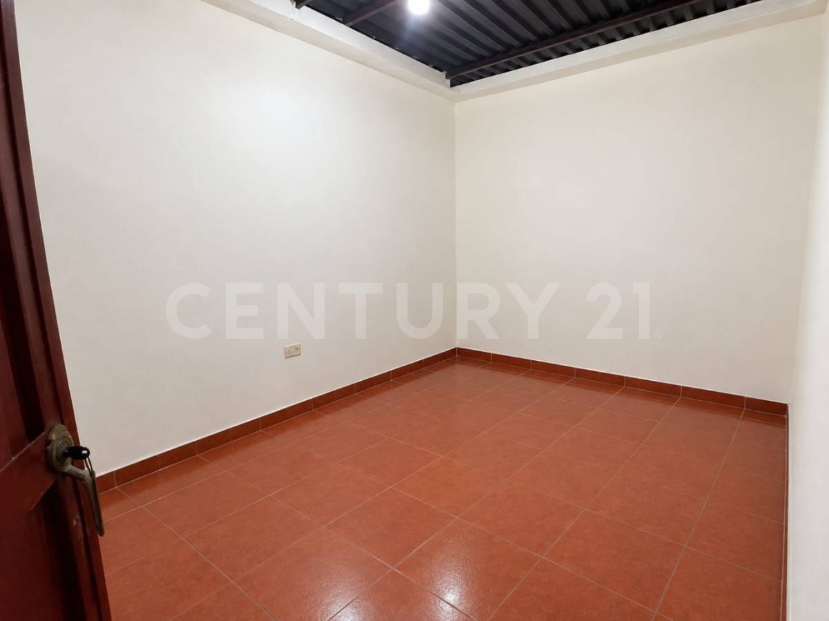 Casa en venta en Catalina, Bogotá · foto 7 de 17