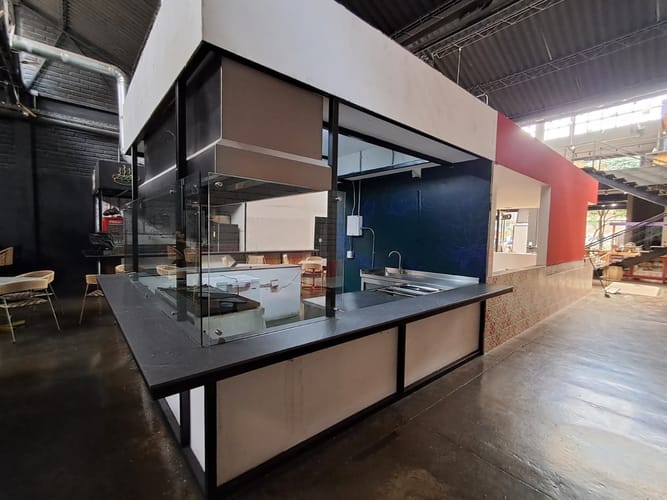 Local en arriendo en Laureles, Medellín, 12 m² · foto 5 de 15