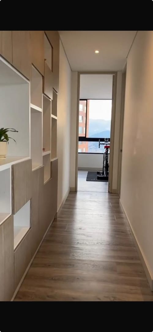 Apartamento de 2 alcobas en arriendo en El Poblado, Medellín, 70 m² · foto 8 de 20