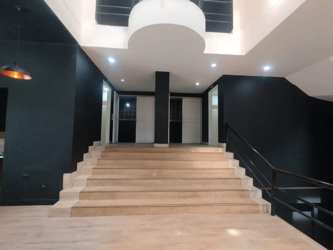 Edificio en arriendo en Prado, Medellín, 614 m² · foto 3 de 20