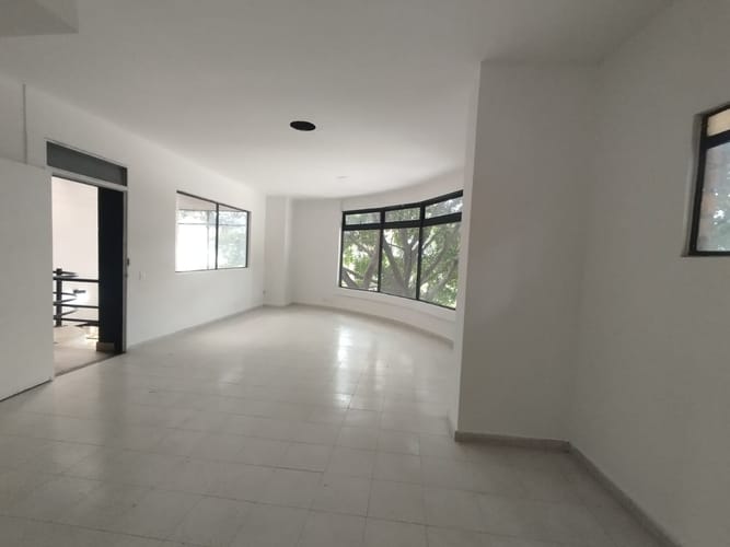 Edificio en arriendo en Prado, Medellín, 614 m² · foto 10 de 20