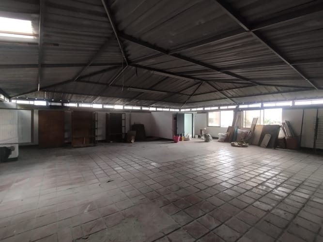 Local en arriendo en Villa Carlota, Medellín, 121 m² · foto 4 de 12