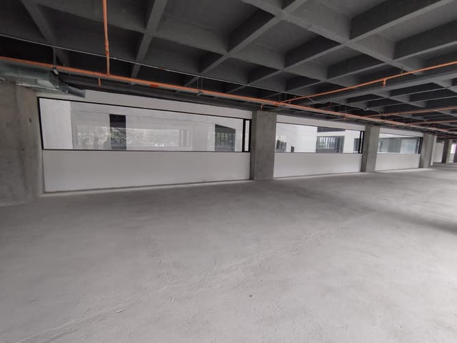 Oficina en arriendo en Cristo Rey, Medellín, 809 m² · foto 3 de 10