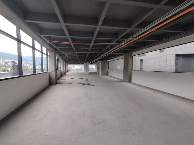 Oficina en arriendo en Cristo Rey, Medellín, 809 m² · foto 6 de 10