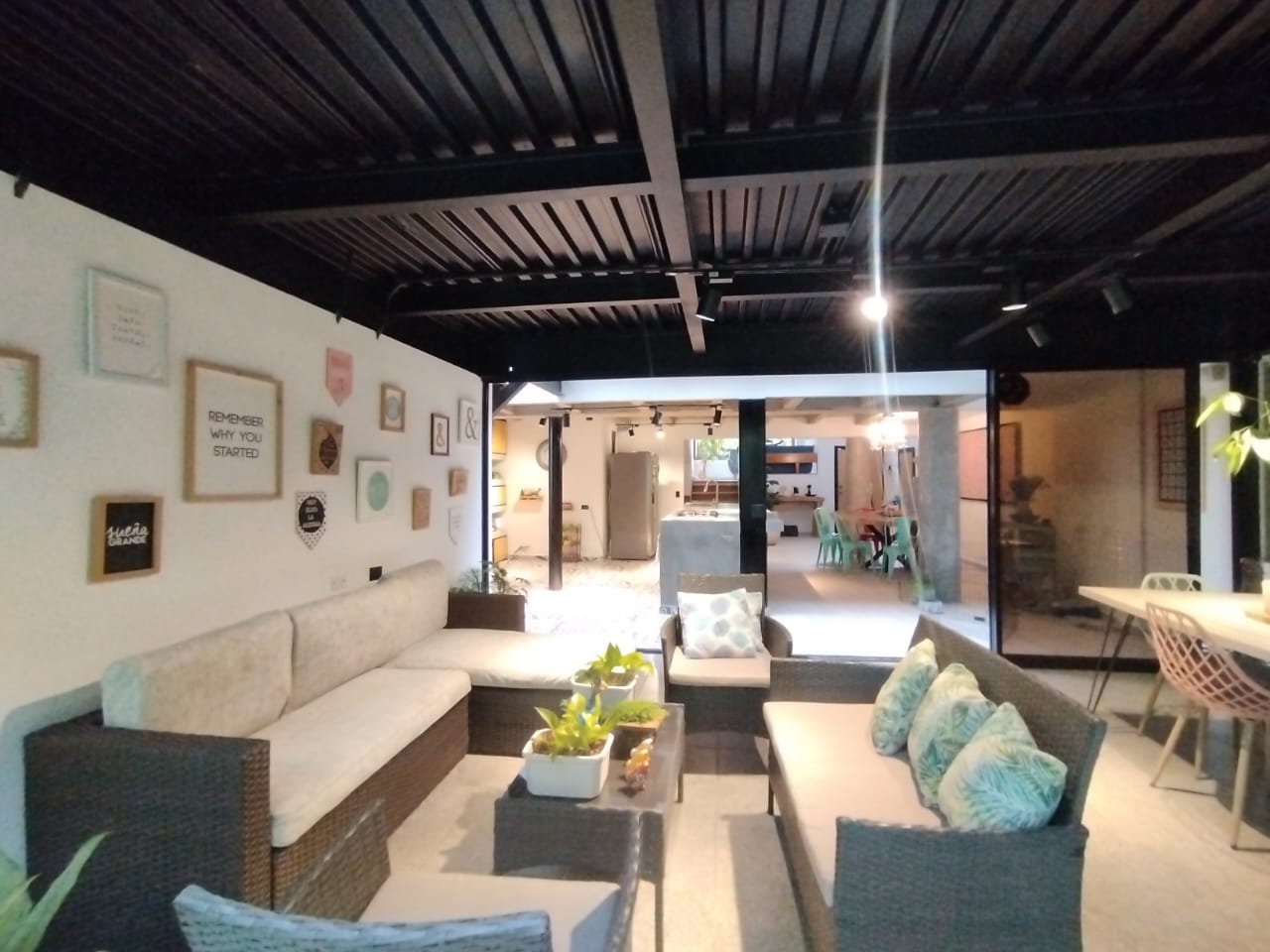 Casa en arriendo en El Poblado, Medellín · foto 5 de 20