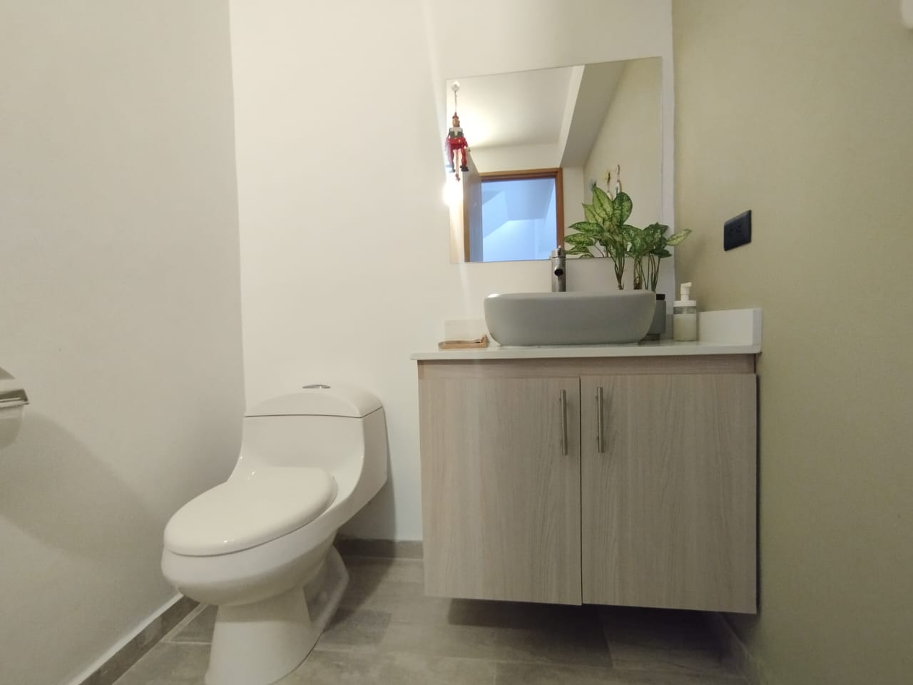 Casa en arriendo en El Poblado, Medellín · foto 19 de 20