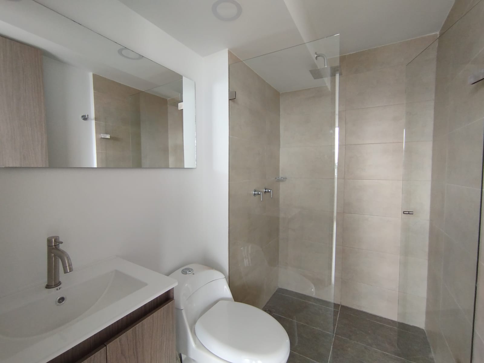 Apartamento en arriendo en Alto Del Medio, Rionegro · foto 8 de 15
