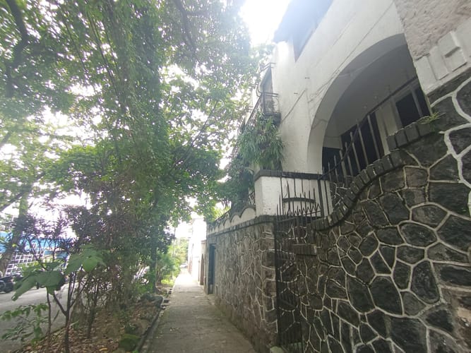 Casa de 19 alcobas en arriendo en Prado, Medellín, 550 m² · foto 2 de 20