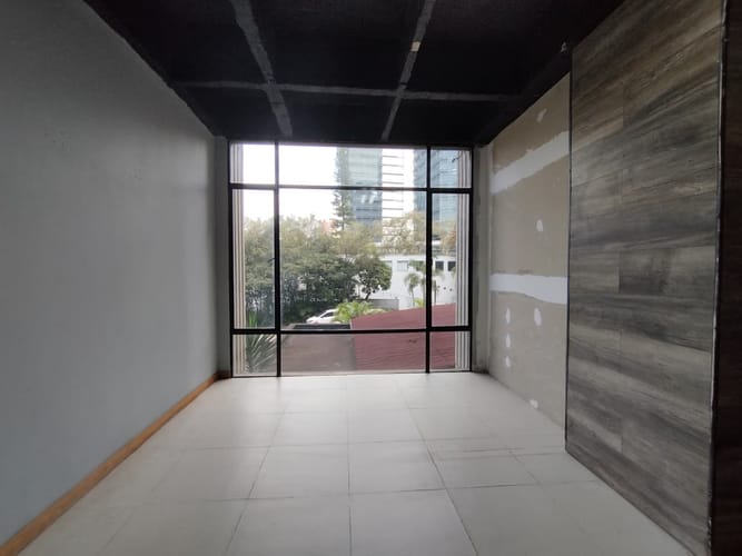 Local en arriendo en El Poblado, Medellín, 35 m² · foto 10 de 10