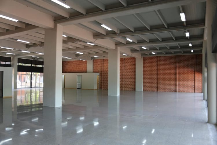 Local en arriendo en Cristo Rey, Medellín, 580 m² · foto 3 de 8