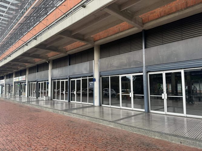 Local en arriendo en Cristo Rey, Medellín, 580 m² · foto 4 de 8