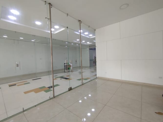 Local en arriendo en La Industrial, Marinilla, 21 m² · foto 3 de 10