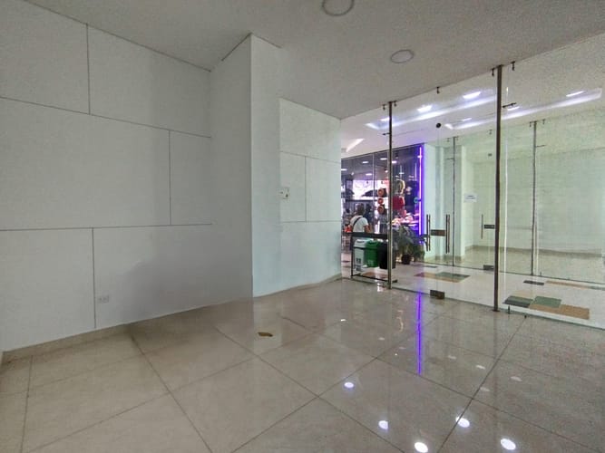 Local en arriendo en La Industrial, Marinilla, 21 m² · foto 4 de 10
