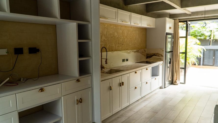 Oficina en arriendo en El Poblado, Medellín, 98 m² · foto 4 de 12