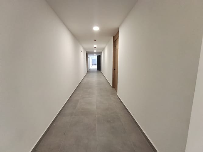 Oficina en arriendo en El Poblado, Medellín, 84 m² · foto 10 de 13