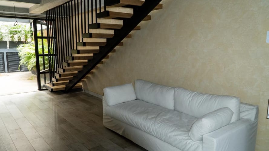 Oficina en arriendo en El Poblado, Medellín, 98 m² · foto 6 de 12