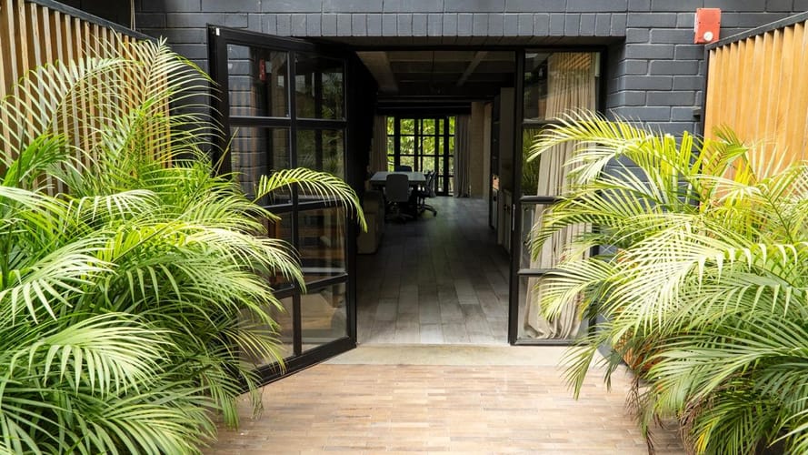 Oficina en arriendo en El Poblado, Medellín, 98 m² · foto 9 de 12
