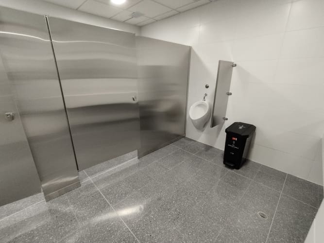 Consultorio en arriendo en El Poblado, Medellín, 38 m² · foto 10 de 12