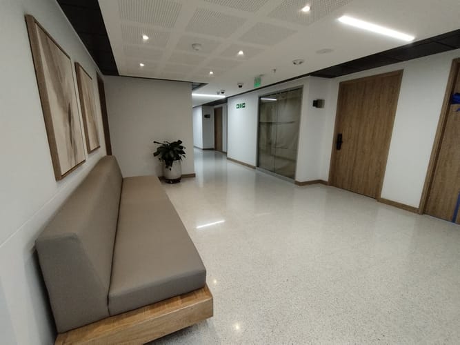 Consultorio en arriendo en El Poblado, Medellín, 38 m² · foto 12 de 12