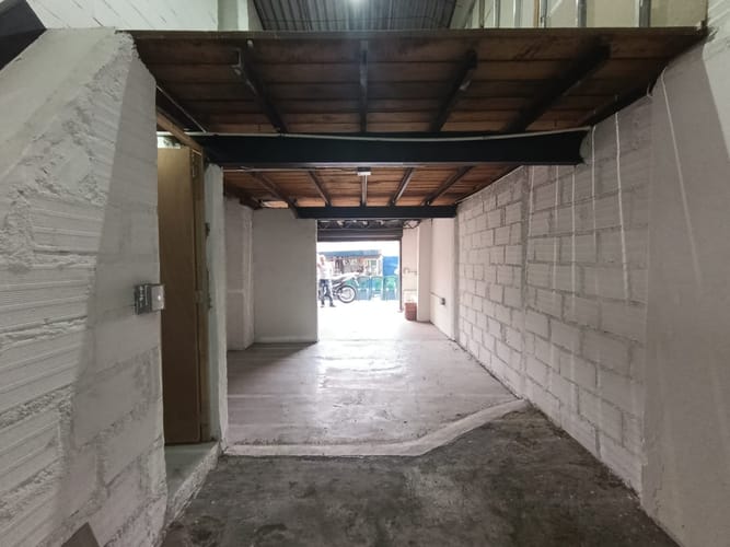Local en arriendo en Caribe, Medellín, 60 m² · foto 8 de 12