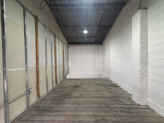Local en arriendo en Caribe, Medellín, 60 m² · foto 10 de 12
