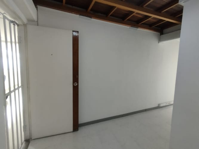 Oficina en arriendo en Vía Las Palmas, Medellín, 40 m² · foto 2 de 14