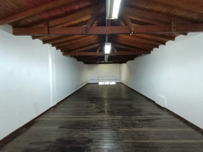 Local en arriendo en Cristo Rey, Medellín, 217 m² · foto 9 de 11