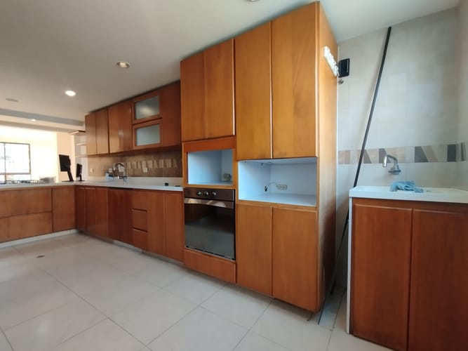 Apartamento de 3 alcobas en arriendo en El Poblado, Medellín, 200 m² · foto 11 de 20