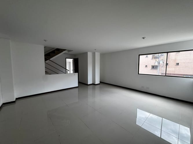 Bodega en arriendo en La Tablaza, La Estrella, 820 m² · foto 7 de 20