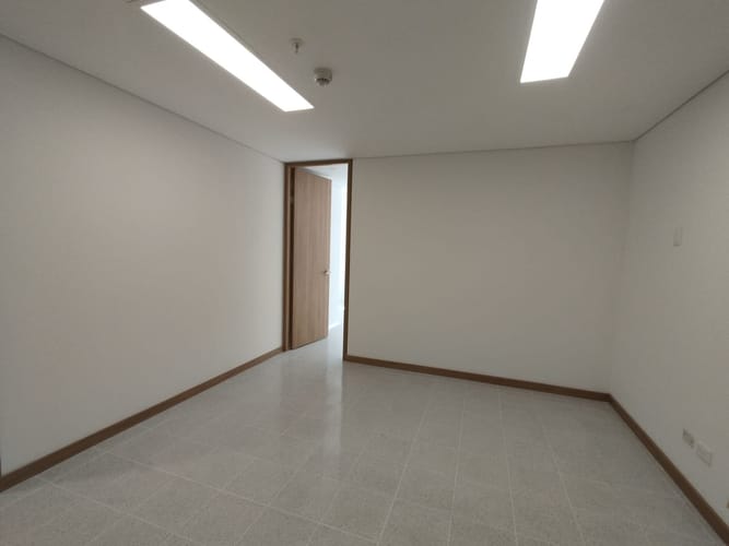 Consultorio en arriendo en Laureles, Medellín, 40 m² · foto 3 de 19
