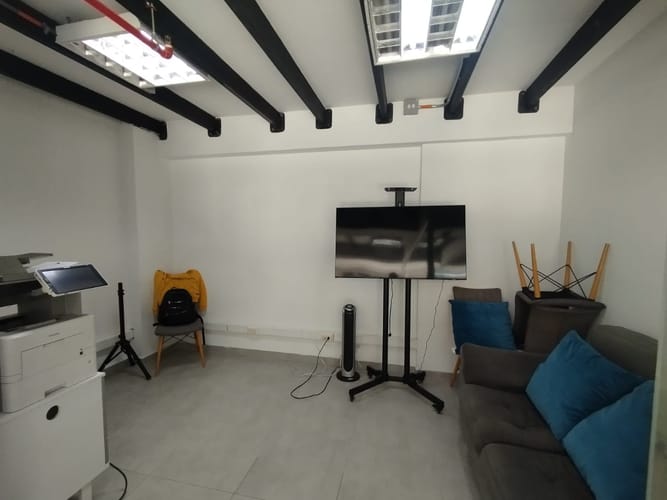 Local en arriendo en El Poblado, Medellín, 30 m² · foto 4 de 9