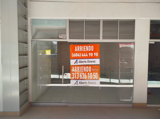 Local en arriendo en Entreamigos, Sabaneta, 30 m² · foto 3 de 9