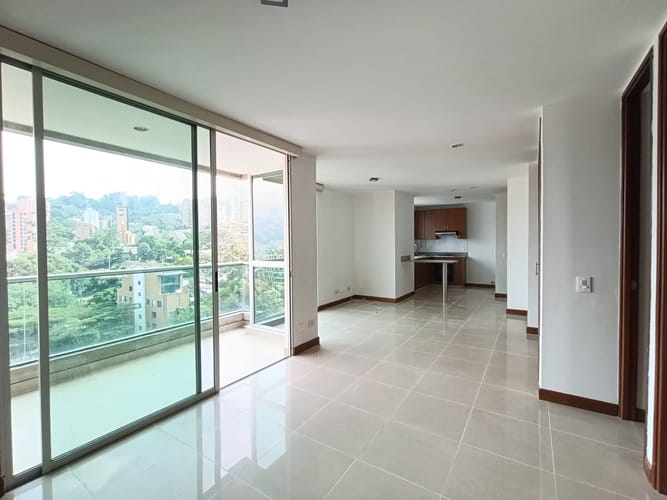 Apartamento de 1 alcoba en arriendo en El Poblado, Medellín, 48 m² · foto 3 de 11