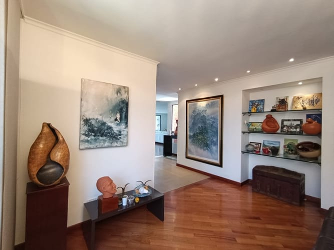 Apartamento de 3 alcobas en arriendo en El Poblado, Medellín, 238 m² · foto 6 de 20