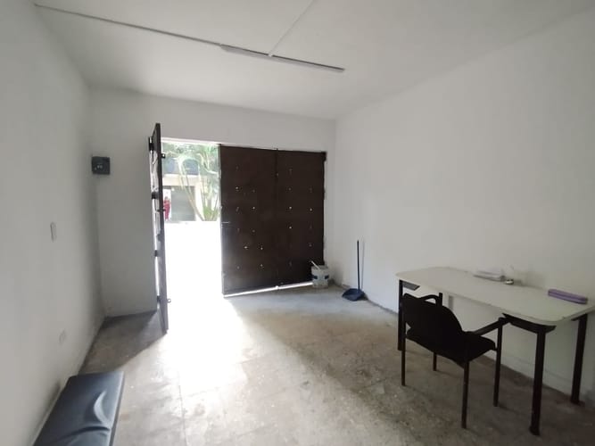 Local en arriendo en La Candelaria, Medellín, 60 m² · foto 3 de 8