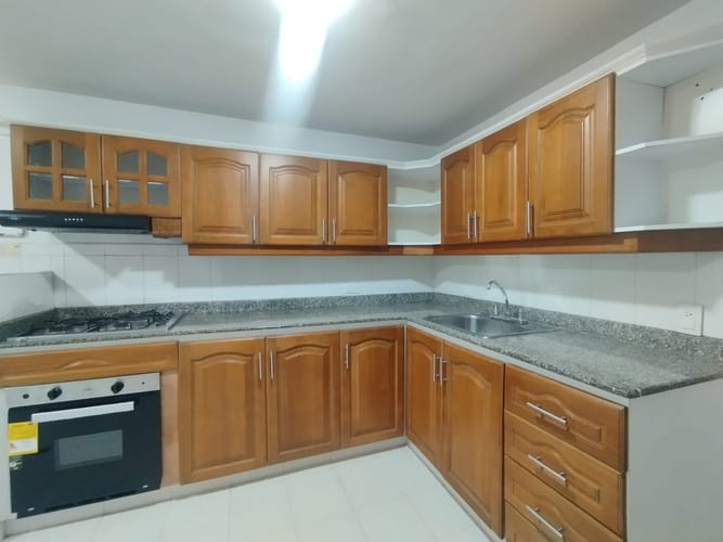 Apartamento de 3 alcobas en arriendo en El Poblado, Medellín, 175 m² · foto 4 de 20