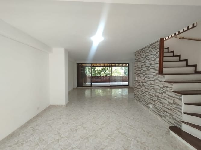 Apartamento de 3 alcobas en arriendo en El Poblado, Medellín, 175 m² · foto 9 de 20