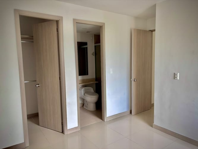 Apartamento de 2 alcobas en venta en San Fernando Sector Simon Bolivar, Cartagena, 90 m² · foto 7 de 17